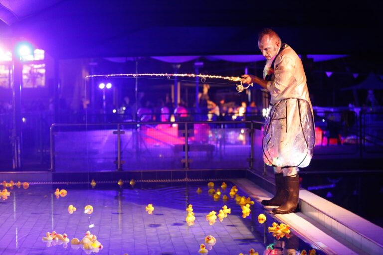 The Duck Fisher